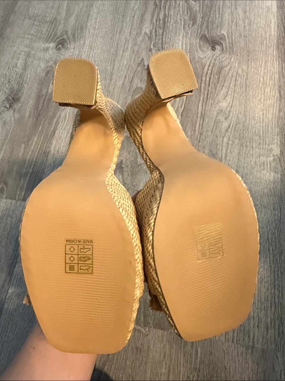 Woven Open-Toe Heeled Mules in Natural Tan boho straw bow summer 9 - Picture 4 of 4